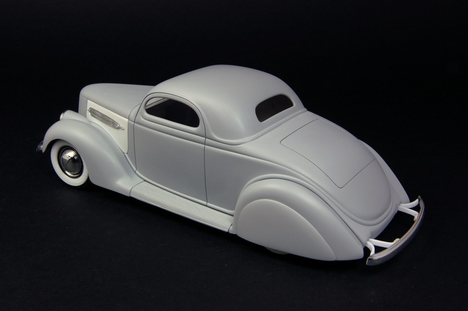 http://www.sbkustoms.com/shop/36_Ford/TRAK/36_ford-04-03-19-5s.jpg